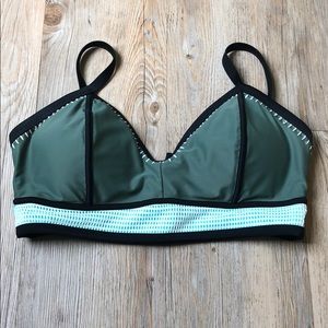 Xhilaration army green, black and mint top!!